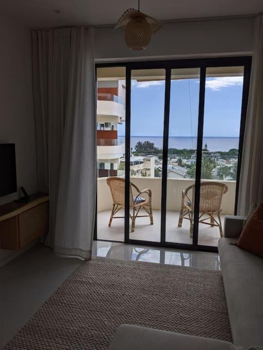 Seaview Serenity Apartment Flic-en-Flacq エクステリア 写真