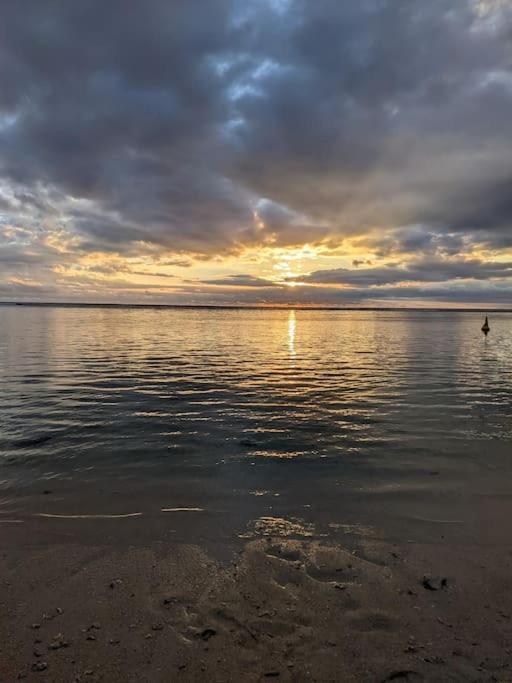 Seaview Serenity Apartment Flic-en-Flacq エクステリア 写真