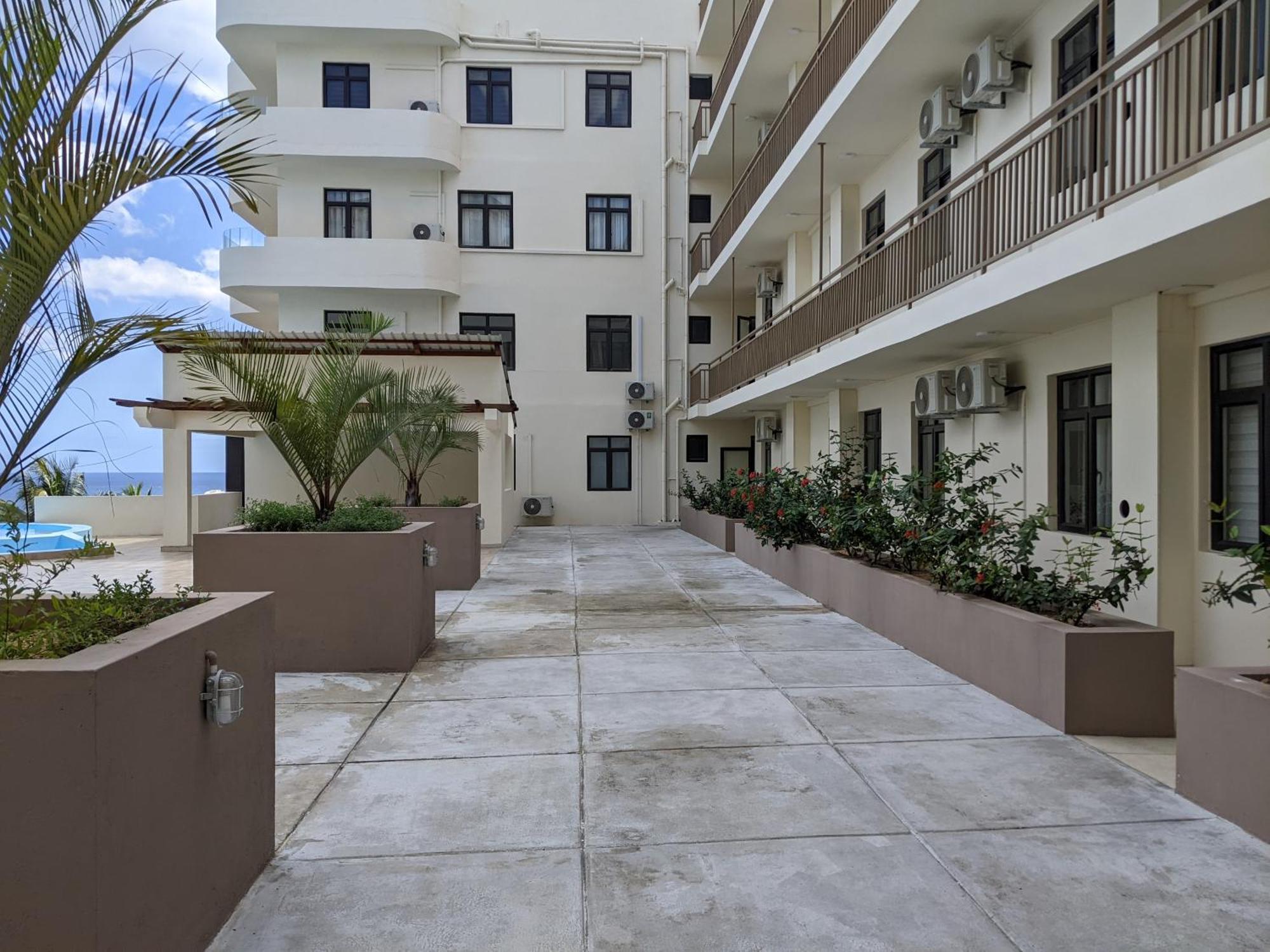 Seaview Serenity Apartment Flic-en-Flacq エクステリア 写真